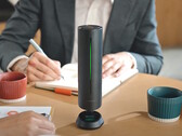 The Insta360 Wave speakerphone can create office meeting summaries and transcriptions, and optionally answer questions about meetings using AI. (Image source: Insta360)