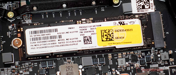 Samsung PM9A1 inside the LG Gram Pro
