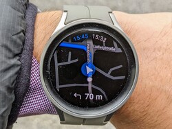 The Galaxy Watch5 Pro navigates reliably with Google Maps