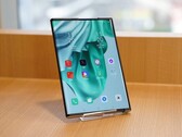 The Motorola Felix will head in a different direction than the Oppo X 2021, pictured. (Image source: Oppo)