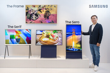 The Sero in landscape form, alongside the entire new line-up, presented by Jang Hee Han, president of the video display division at Samsung. (Source: Samsung)