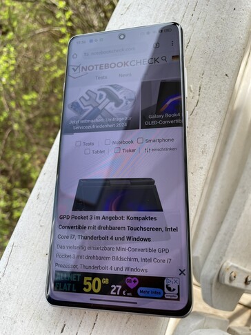 Outdoor use (in the shade)