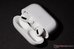 The AirPods Pro 2 may resemble a cross between its predecessor and the AirPods 3. (Image source: NotebookCheck)