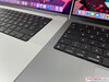 MacBook Pro 16 2021 (left) vs. MacBook Pro 14 2021 (right)