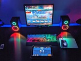 Genesis Holm 510 RGB gaming desk with Helium 300BT ARGB speakers and Thor 400 RGB keyboard (Source: Own)