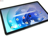 The Lenovo Tab P11 Pro is a wallet-friendly Android tablet for OLED fans (Image: Manuel Masiero)