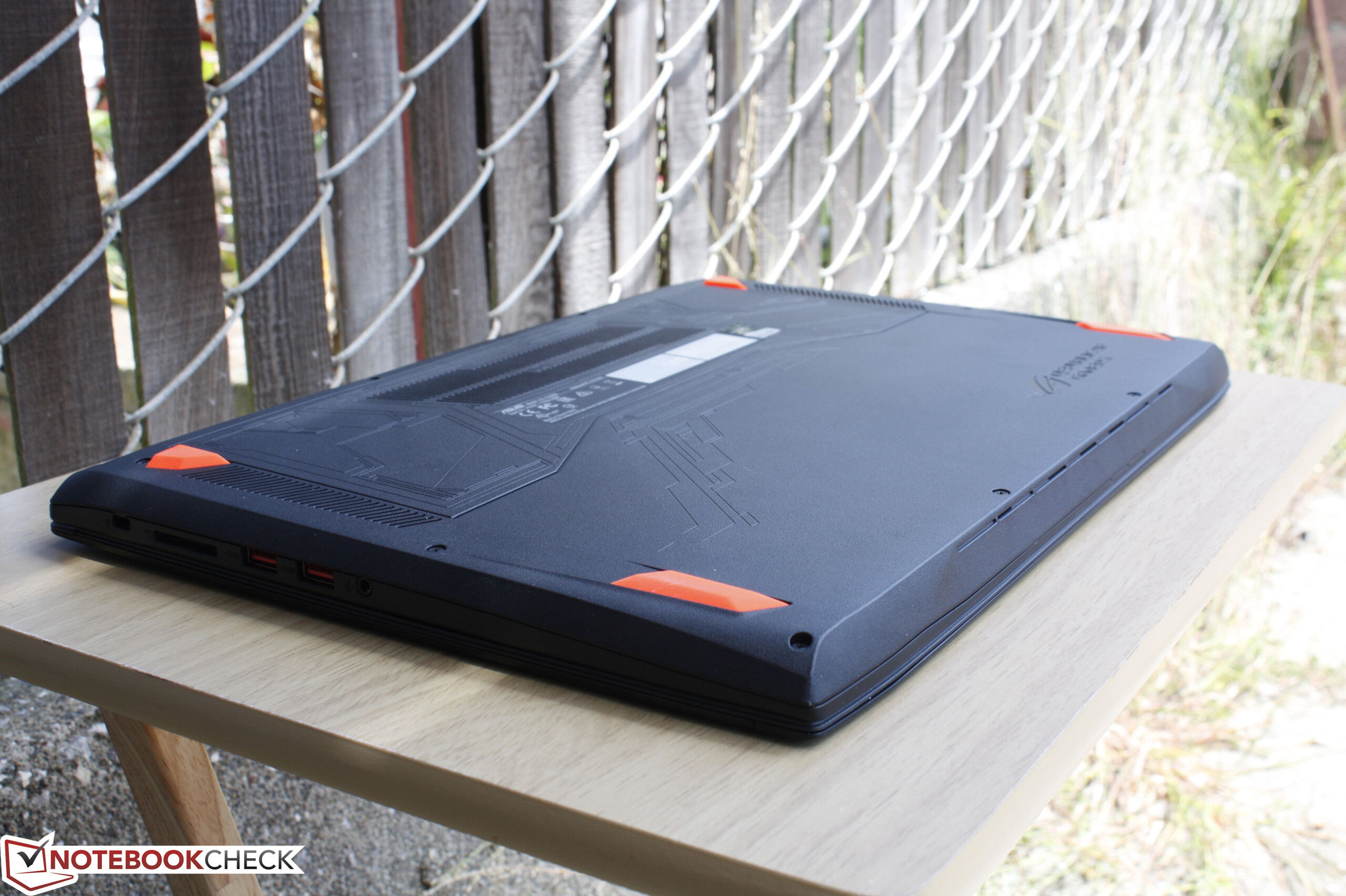 thumbnail image 2 of 15.6" FHD IPS LCD Screen Replacement For ASUS ROG GL502V Series Laptops – Matte 2 of 3