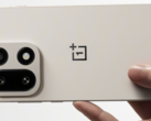 The OnePlus 15 in Sand Dune colorway. (Image source: OnePlus, edited)