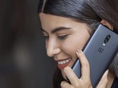 The OnePlus 6T should feature a larger battery capacity than the OnePlus 6. (Source: Mr Gizmo)