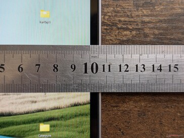 Narrow side bezels