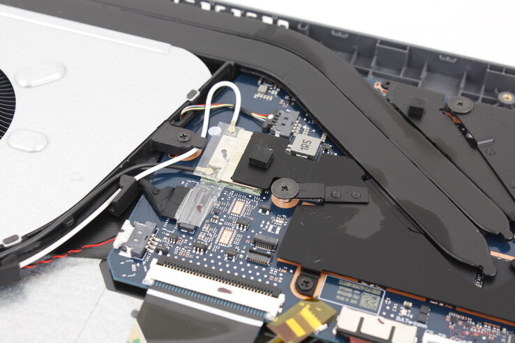Non-removable WLAN module