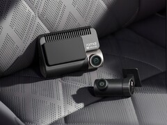 The 70mai A810S is a dual-channel dash cam