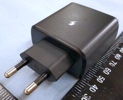 Samsung 45 W charger will cost over US$55 (Source: SamMobile)