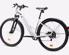 Das E-ACTV 100 ist nun auch als Tiefeinsteiger erhältlich (Bildquelle: Decathlon)