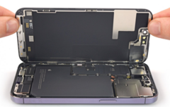The iPhone 14 Pro internals, including battery. (Source: iFixit)