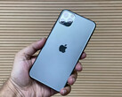 Дисплей iPhone 11 Pro Max страдает от той же проблемы, что и у других современных смартфонов (Изображение: GadgetsNow)