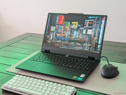 Lenovo LOQ Essential 15IRX11 review: RTX gaming on single-channel RAM