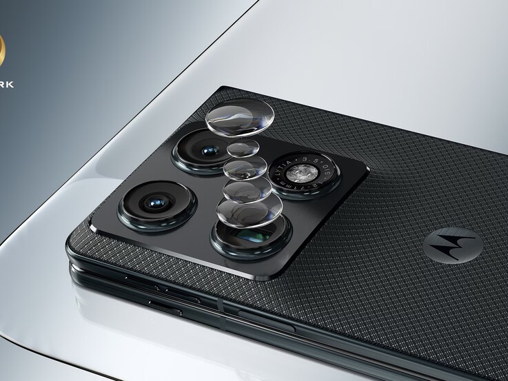 The Motorola Razr Fold features a 50 MP triple rear camera setup