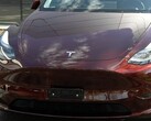Midnight Cherry Red Model Y with matrix headlights (image: Vision E Drive/YT)