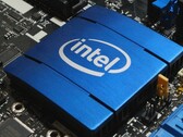 The new Comet Lake-S motherboard chipsets will not support the PCIe 4.0 standard. (Image Source: Intel)