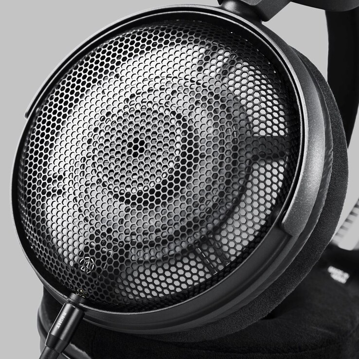 The ATH-ADX3000 drivers are mounted on a lightweight, magnesium-alloy frame. (Image source: Audio-Technica)