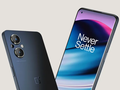 The OnePlus Nord N20 has a simple design, unlike the OnePlus 10 Pro. (Image source: PCMag UK)
