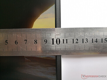 Narrow bezel design