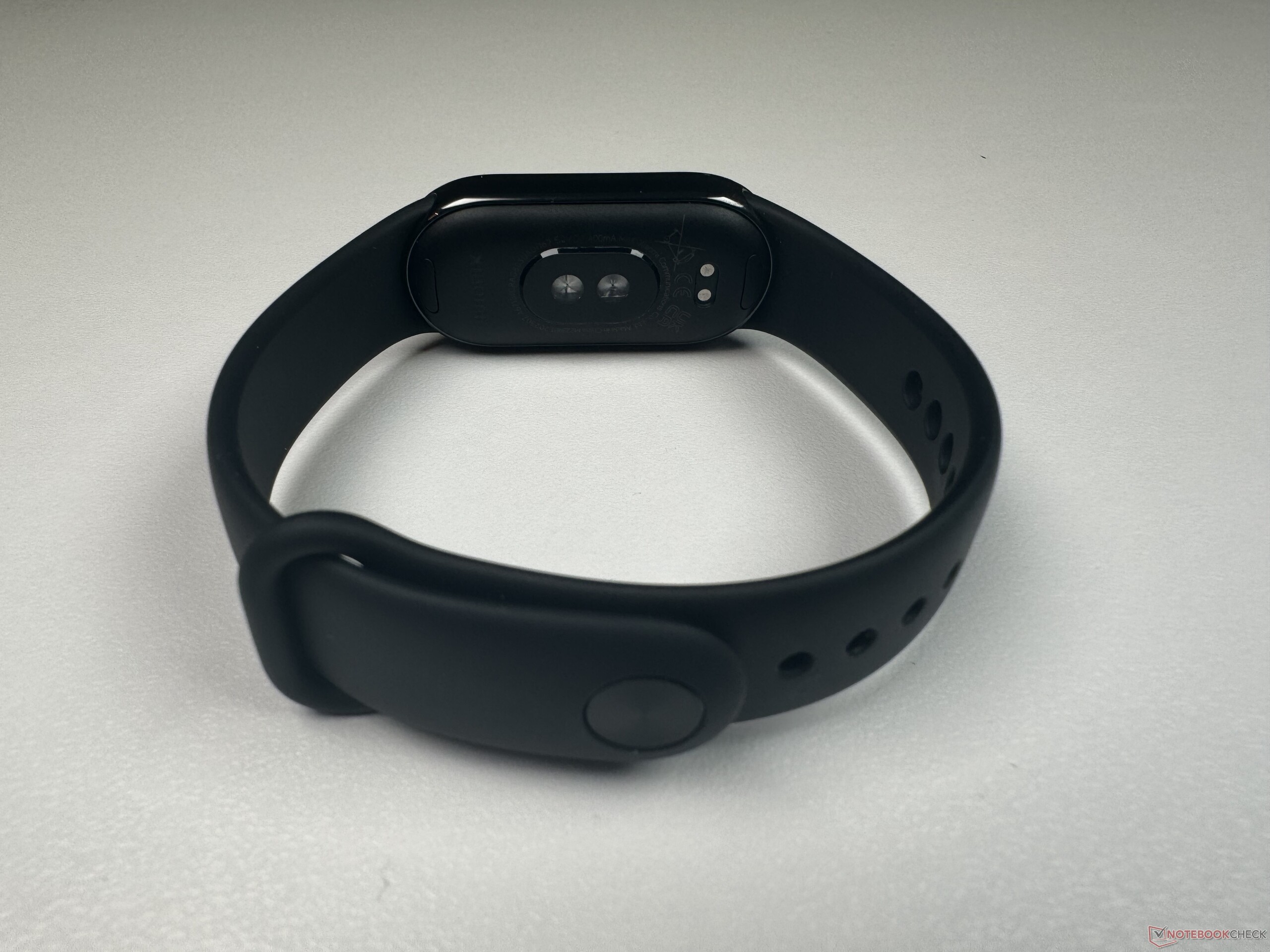 Xiaomi Smart Band 8 is a feature-rich fitness band that costs just $40 -  Yahoo Sports