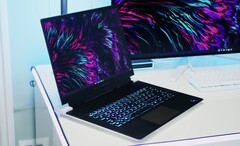 The RTX 4090-equipped Alienware x16 gaming laptop is on sale for almost 40% off MSRP (Image source: Alex Wätzel)