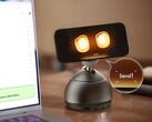 The Loona DeskMate expands iPhone with a little robot body (Image source: Keyi TEch)