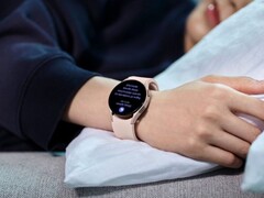 Galaxy Watch models can now detect sleep apnea. (Image source: Samsung)
