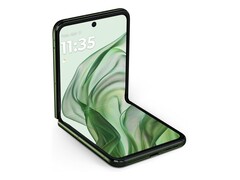 The Motorola Razr+ 2024 is available in four colors including Spring Green. (Image source: Motorola)