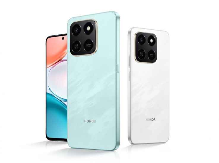 The Honor Play 80 Pro smartphone is available in three color options