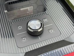 Control unit on the Mova LiDAX Ultra