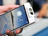 A successor to this phone might be foldable. (Source: Digital Chat Station via Weibo)