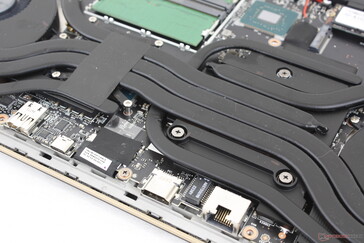 CPU is on the left while the GPU and VRAM modules are on the right