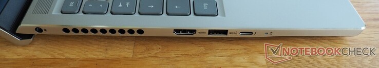Left side: Power supply, HDMI 2.0, USB-A 3.2 Gen 1, Thunderbolt 4 (incl. DisplayPort)