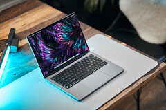 Apple fans can now pick up the latest MacBook Pro 14 for its lowest price to date (Image: Notebookcheck)
