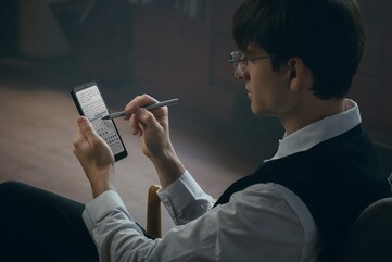 Boox Palma 2 Pro in black. (Image source: Boox)