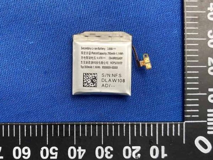 300 mAh battery for "SM-R95x", which could be a Watch6 Classic or Watch6 Pro model. (Source: GalaxyClub)