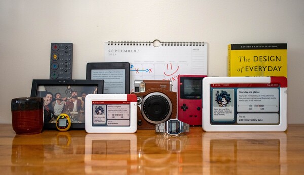 The Inku Calendar will be available in two sizes. (Image source: Inkbaord Inc. via Kickstarter)