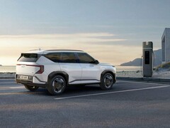 The Kia EV5 will have a lower drive away price than the Tesla Model Y in Australia. (Image source: Kia)