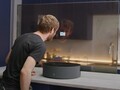 The Mi TV Lux looks great, but it is not all that usable. (Image source: Linus Tech Tips)