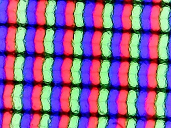 Slightly blurry subpixel array caused by the matte overlay