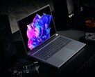 The Acer Swift X 16 weighs 1.97 kg (4.35 lbs). (Source: Acer) 