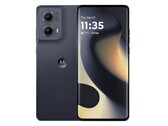 The Motorola Edge 2024 has a faux leather back and an IP68 rating. (Image source: Motorola)
