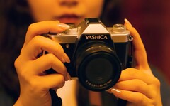 The Yashica FX-D wants to mix an analog camera feeling with digital comfort (Image source: Yashica)