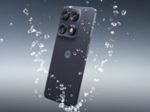 The Motorola Signature features an IP69/IP68 water resistance rating (Image source: Motorola)