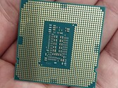 The i5-10400 CPU may launch in April after all. (Image Source: Unikoshardware)