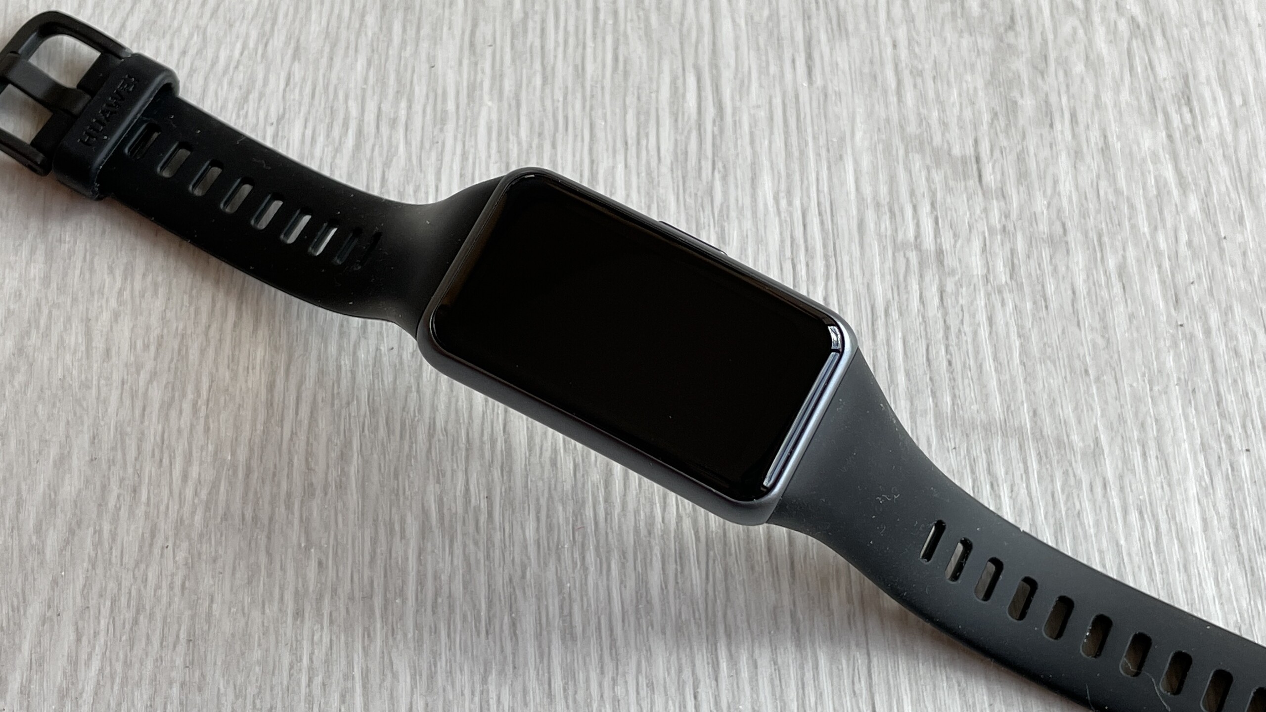 Huawei Band 6 And Honor Band 6 In Review Honor Loses Out Once Again In The Last Joint Fitness Tracker Notebookcheck Net Reviews Huawei Band 6 And Honor Band 6 In Review Honor Loses Out Once Again In The Last Joint Fitness Tracker Notebookcheck Net Reviews